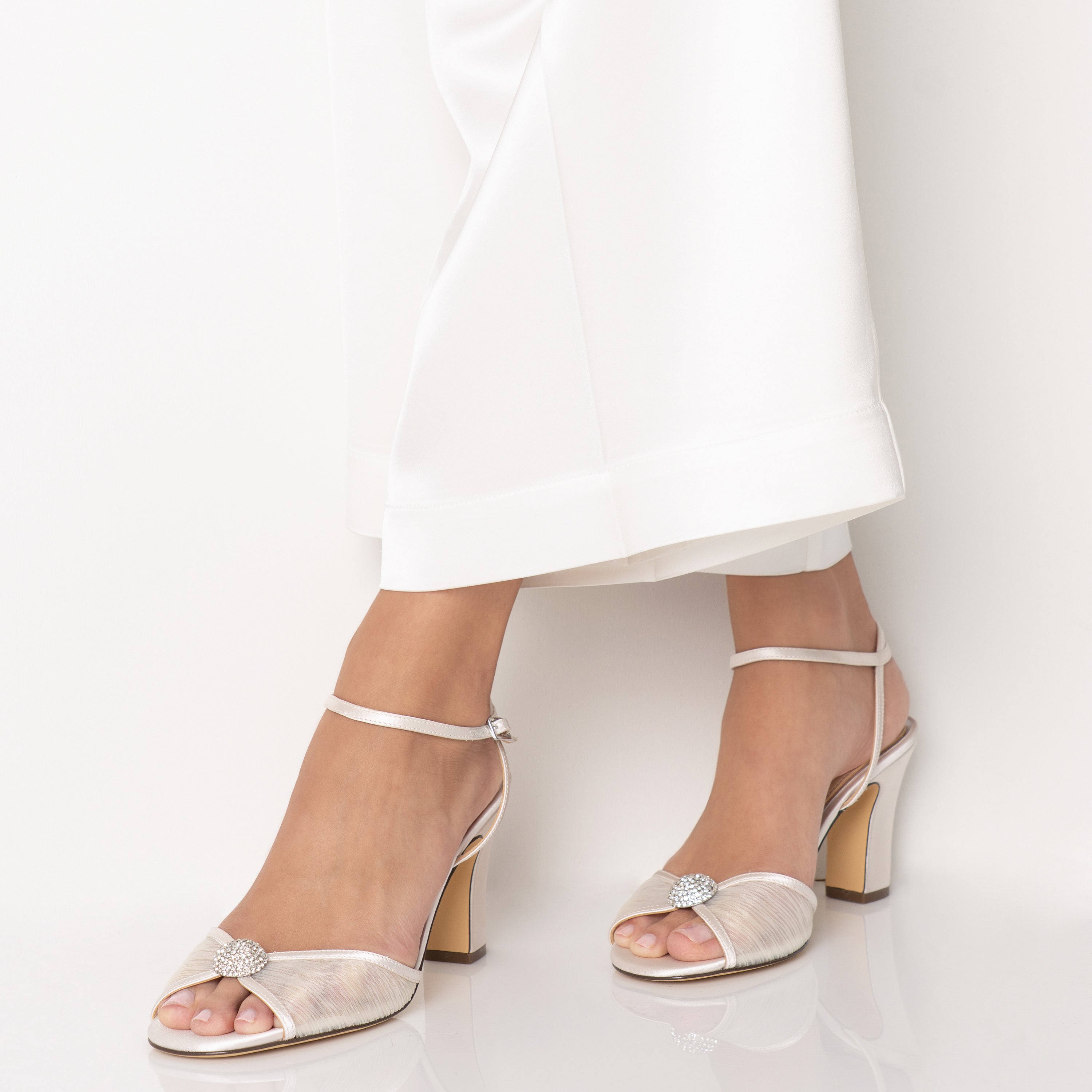 Womens Allyce White Block-Heel Sandals | Nina Shoes