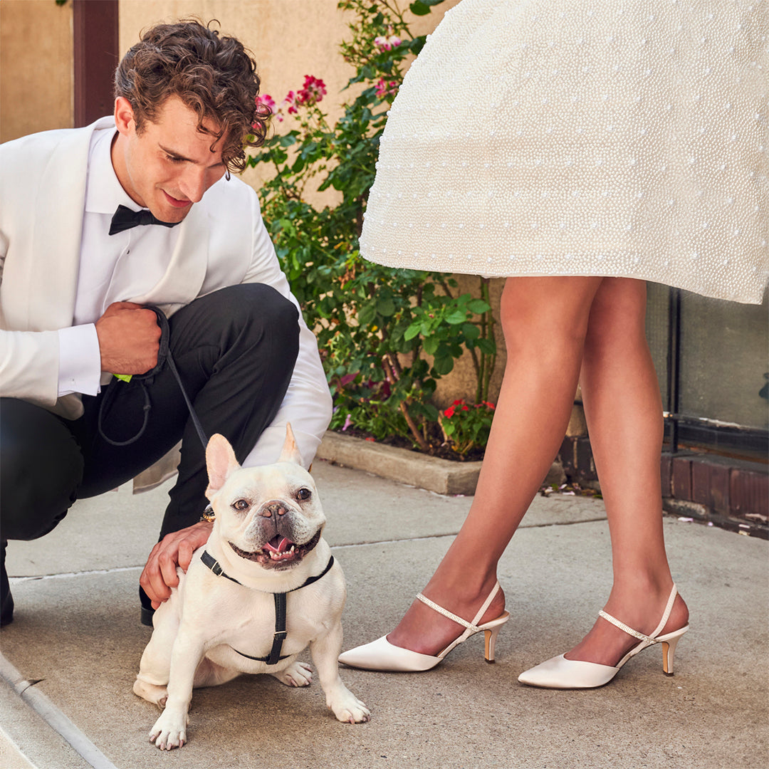 NinaホワイトXS Womens Billie White Satin Mid-Heel Pumps | Nina Shoes